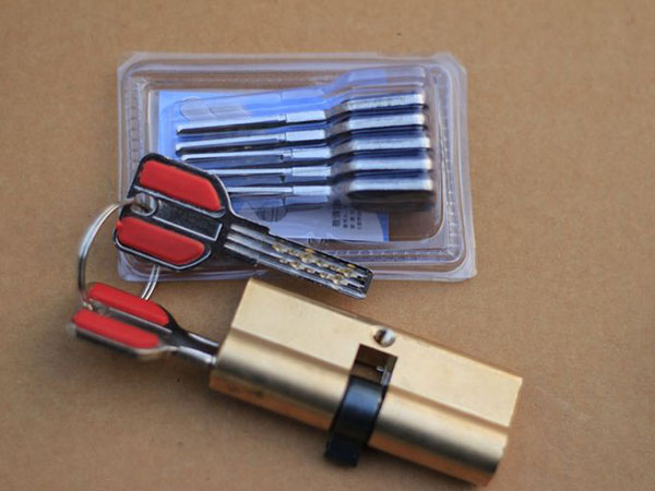 永登24小时上门开锁公司